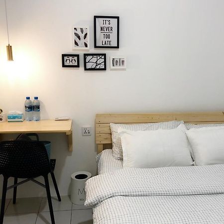Miniinn Guest House 斯里巴加湾市 外观 照片